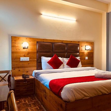 Hotel Grand Kalinga - Near Volvo Bus Stand Manali エクステリア 写真