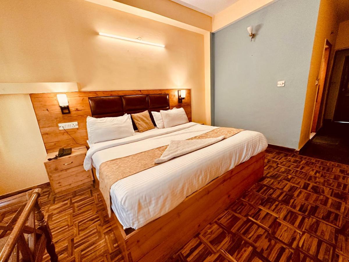 Hotel Grand Kalinga - Near Volvo Bus Stand Manali エクステリア 写真