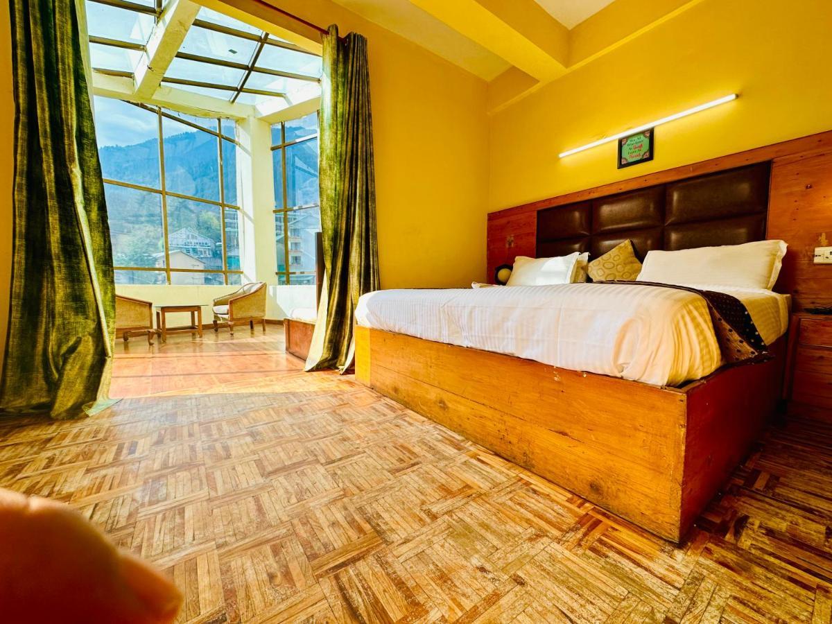 Hotel Grand Kalinga - Near Volvo Bus Stand Manali エクステリア 写真