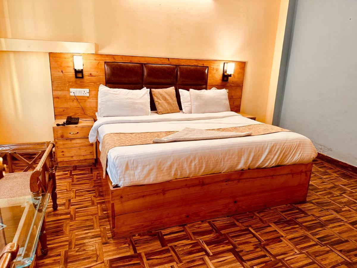 Hotel Grand Kalinga - Near Volvo Bus Stand Manali エクステリア 写真