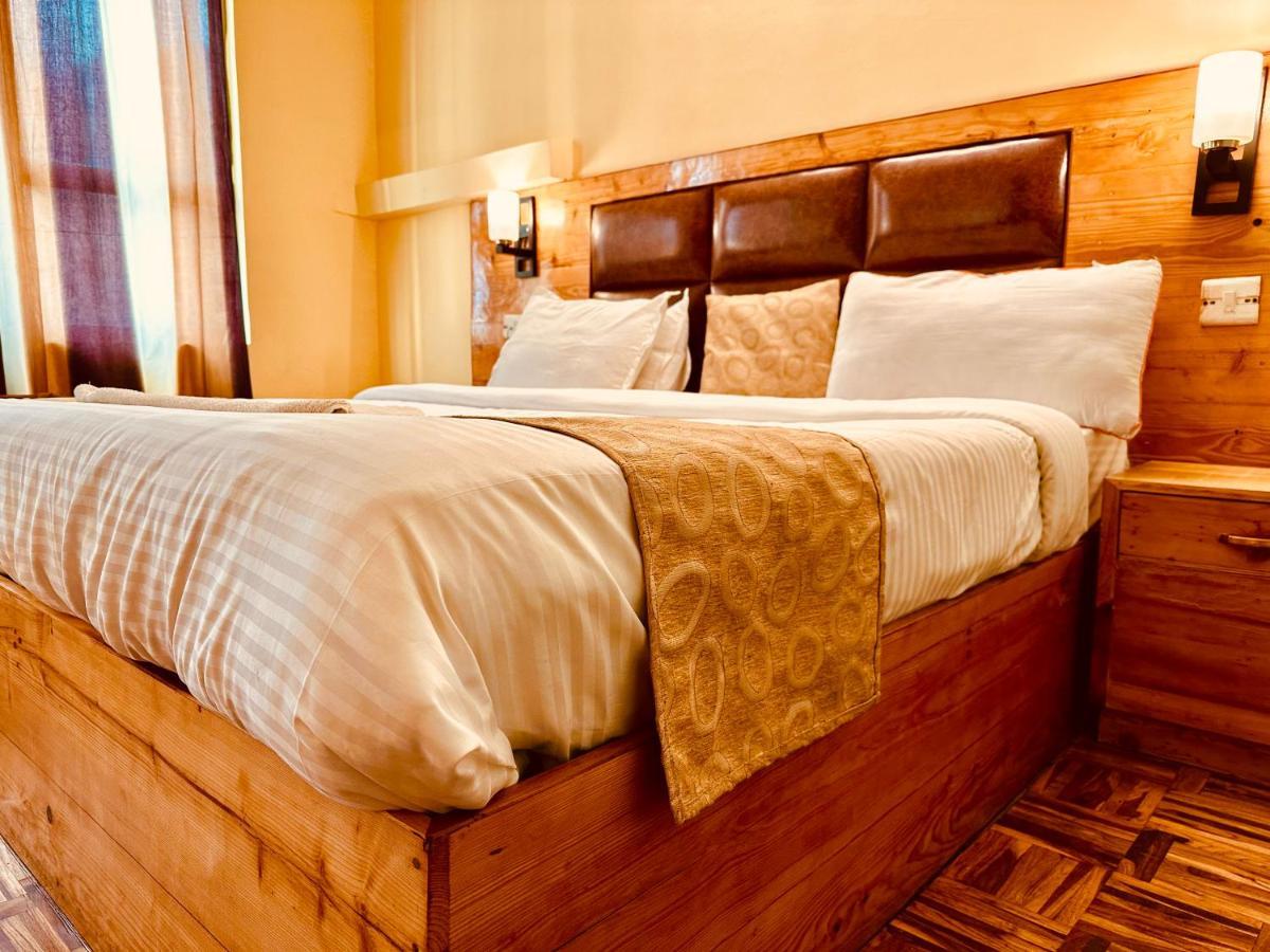 Hotel Grand Kalinga - Near Volvo Bus Stand Manali エクステリア 写真
