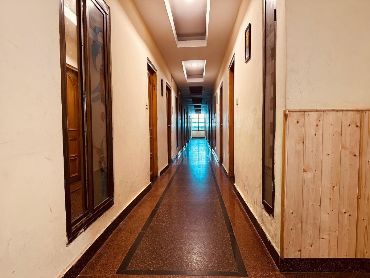 Hotel Grand Kalinga - Near Volvo Bus Stand Manali エクステリア 写真