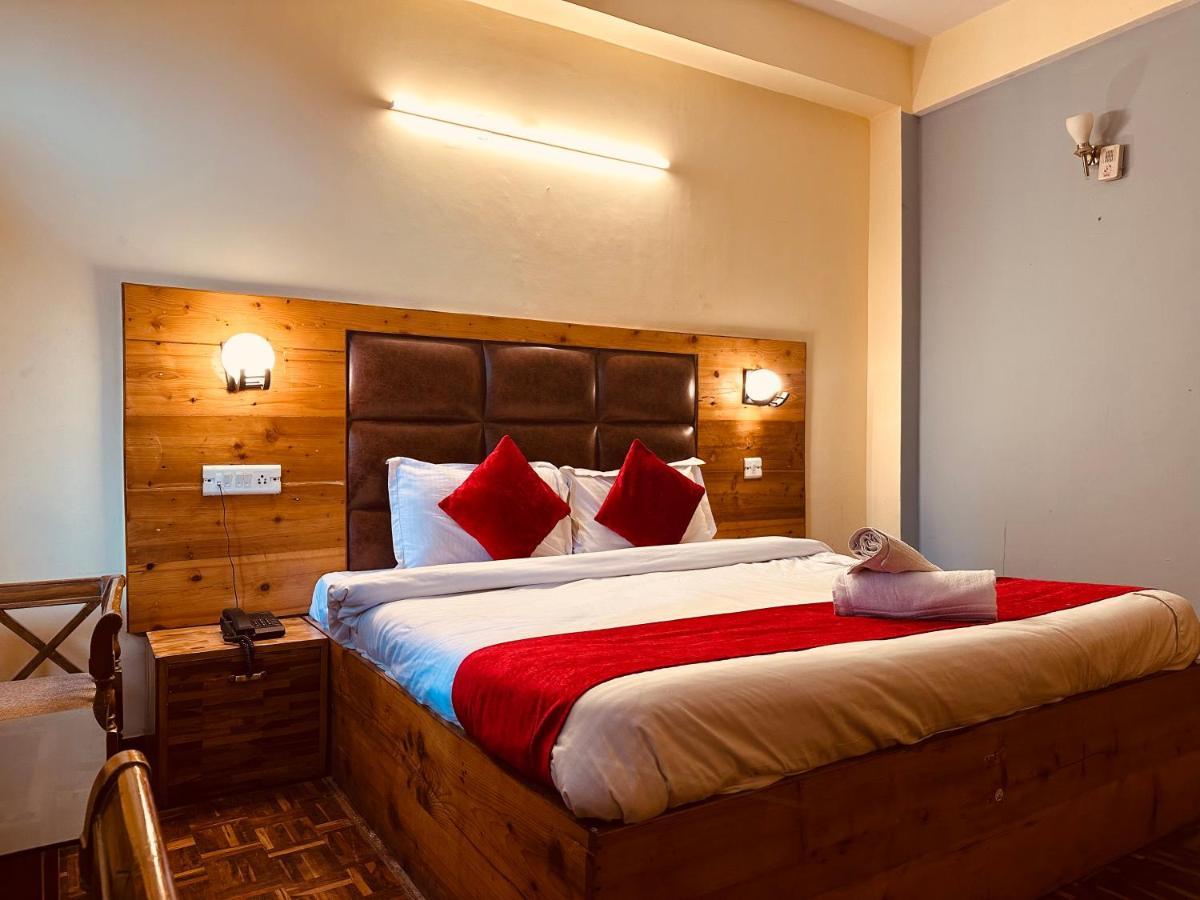 Hotel Grand Kalinga - Near Volvo Bus Stand Manali エクステリア 写真