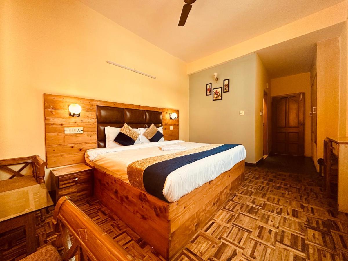 Hotel Grand Kalinga - Near Volvo Bus Stand Manali エクステリア 写真