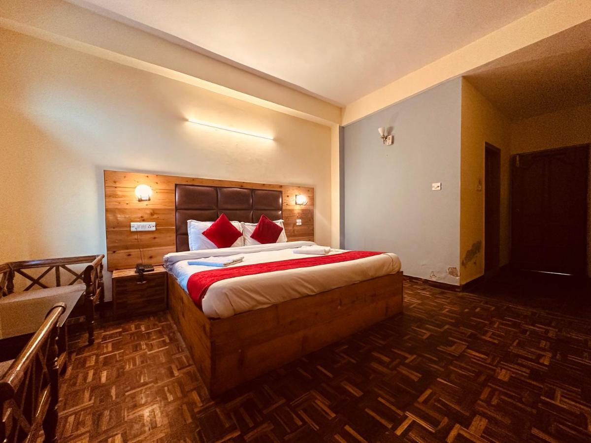 Hotel Grand Kalinga - Near Volvo Bus Stand Manali エクステリア 写真