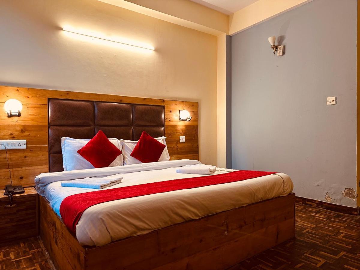 Hotel Grand Kalinga - Near Volvo Bus Stand Manali エクステリア 写真