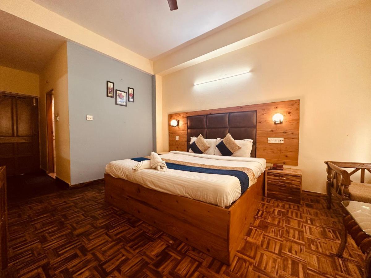 Hotel Grand Kalinga - Near Volvo Bus Stand Manali エクステリア 写真