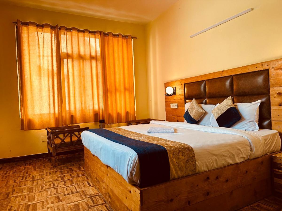 Hotel Grand Kalinga - Near Volvo Bus Stand Manali エクステリア 写真